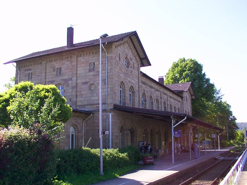 Bahnhof <a href="//commons.wikimedia.org/wiki/Bad_Driburg" title="Bad Driburg">Bad Driburg</a>