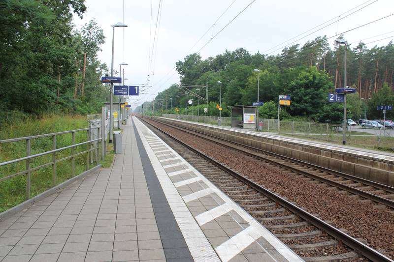 train station Fangschleuse, platforms