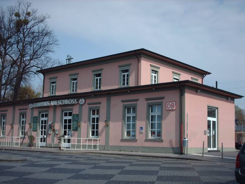 Train station, <a href="//commons.wikimedia.org/wiki/Br%C3%BChl" title="Brühl">Brühl</a>, Germany