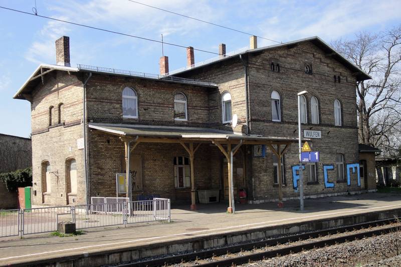 Train station Wulfen (Anhalt)