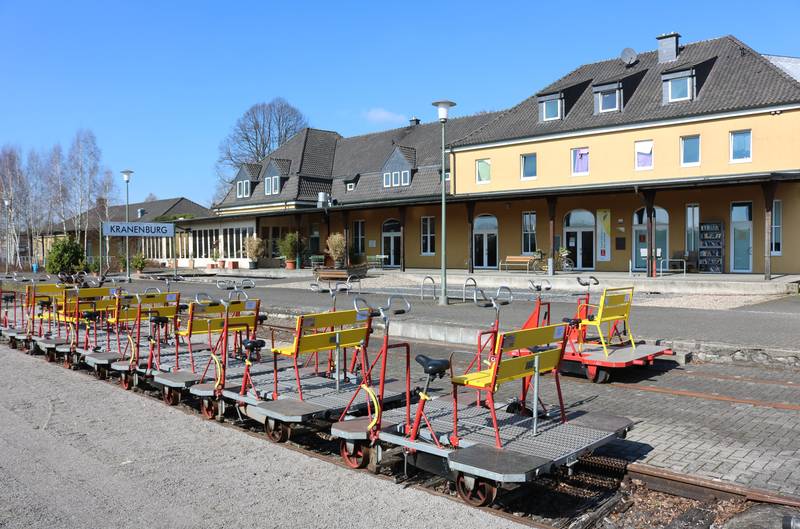 Station Kranenburg met draisines in 2018 (foto: Daniel van der Ree)