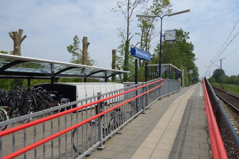 Station Bovenkarpsel-Flora.jpg