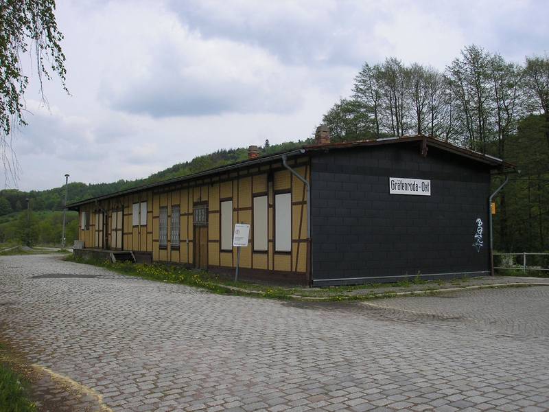 Bahnhof Gräfenroda-Ort an der Ohrabahn (Thüringen).