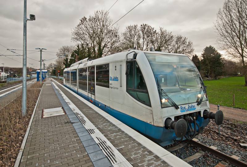 Regiosprinter Bhf Oberbruch 1.jpg