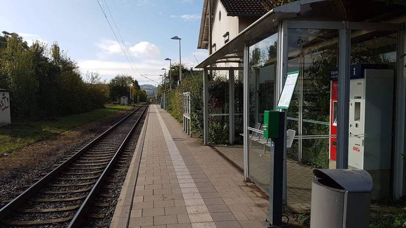 Fahrnau station.jpg