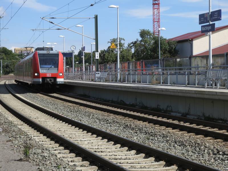 S-Bahn Haltepunkt Maichingen