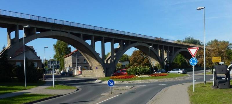 Eisenbahnviadukt in Mücheln