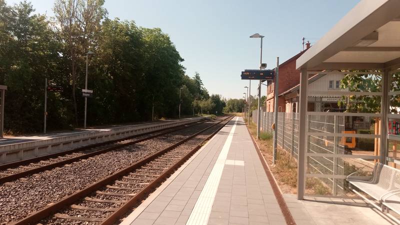 Bahnhof Bödigheim (Haltestelle der Bahnstrecke Seckach-Miltenberg, ehemaliger Bahnhof)