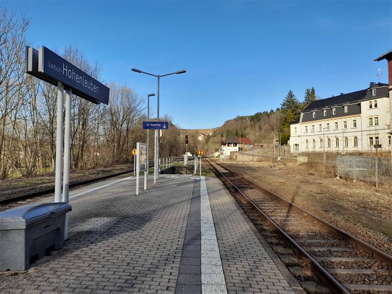 Bahnhof Loitsch–Hohenleuben, Bahnsteige (2022)