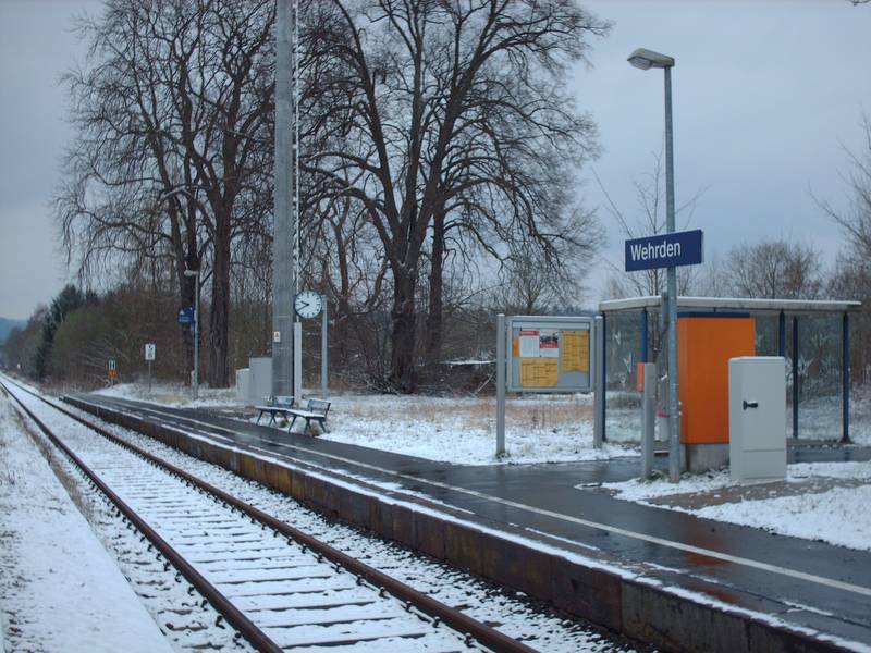 Bahnhof Wehrden.jpg