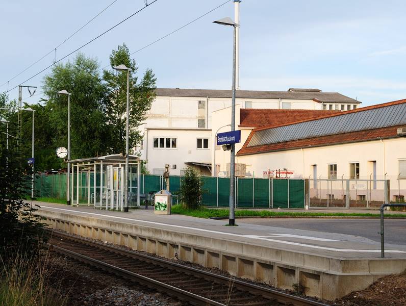 Brombach: S-Bahn-Haltestelle