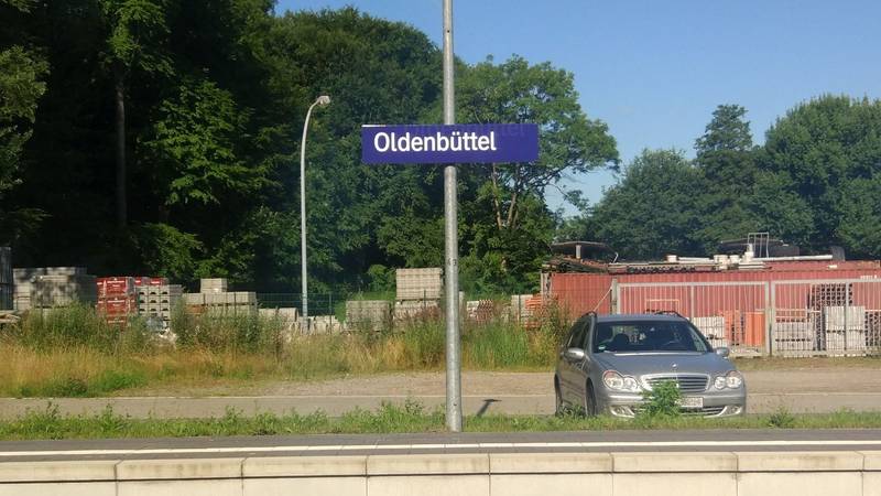 Bahnhofsschild Oldenbüttel