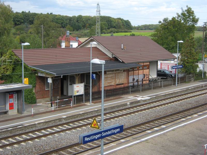 Bahnhof Sondelfingen.JPG