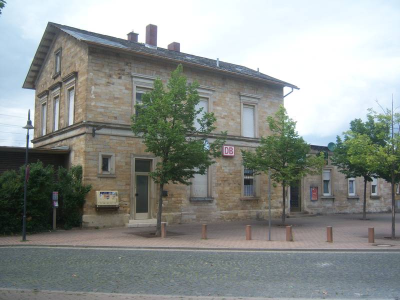 Das Bahnhofsgebäude des Bibliser Bahnhofs