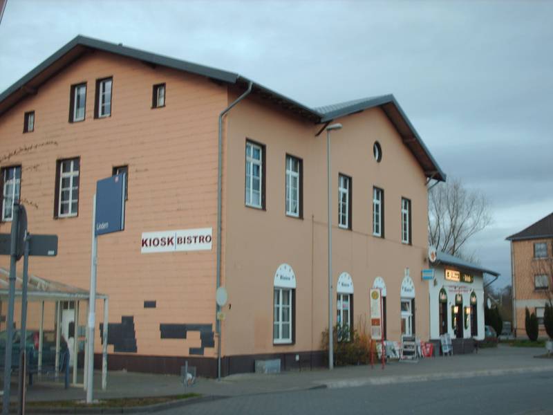 Bahnhof Lindern.jpg