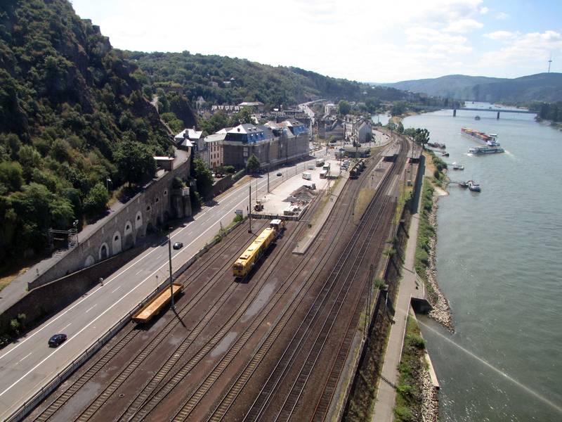 Station Koblenz-Ehrenbreitstein, seen from a godola of the Koblenz Cable Car