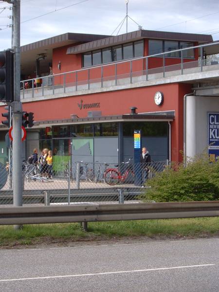 A picture of the Danish Raill Station: Buddinge