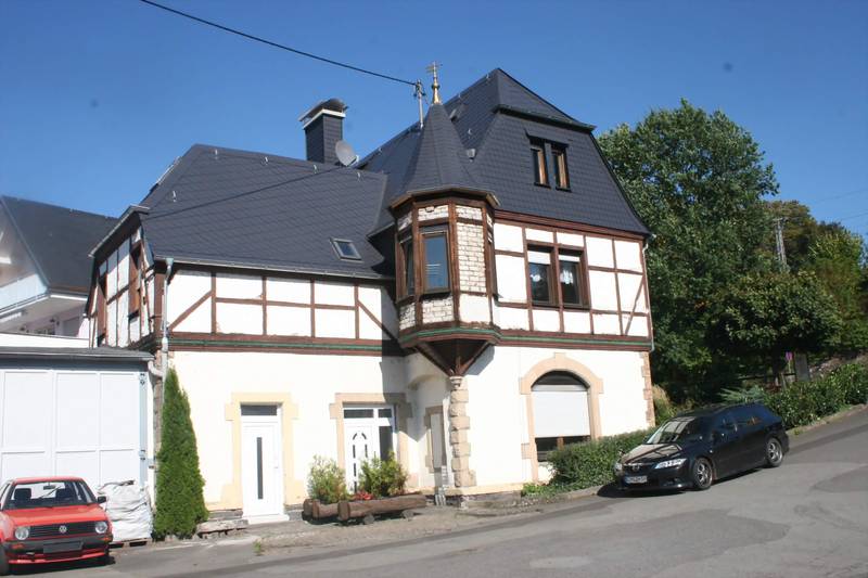 Defunct Moselbahn Railway: The former terminal Bullay-Süd as in October 2010