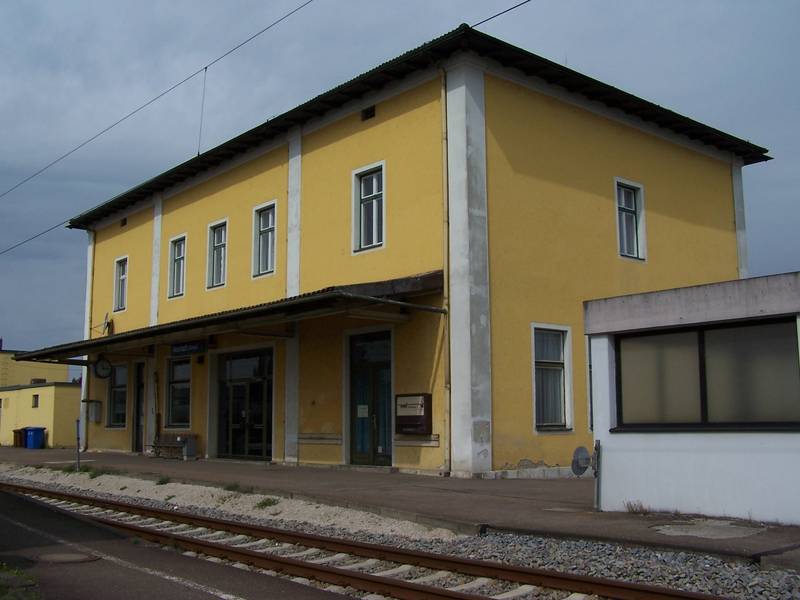 Bahnhof Neustadt (Donau) Gleisseite