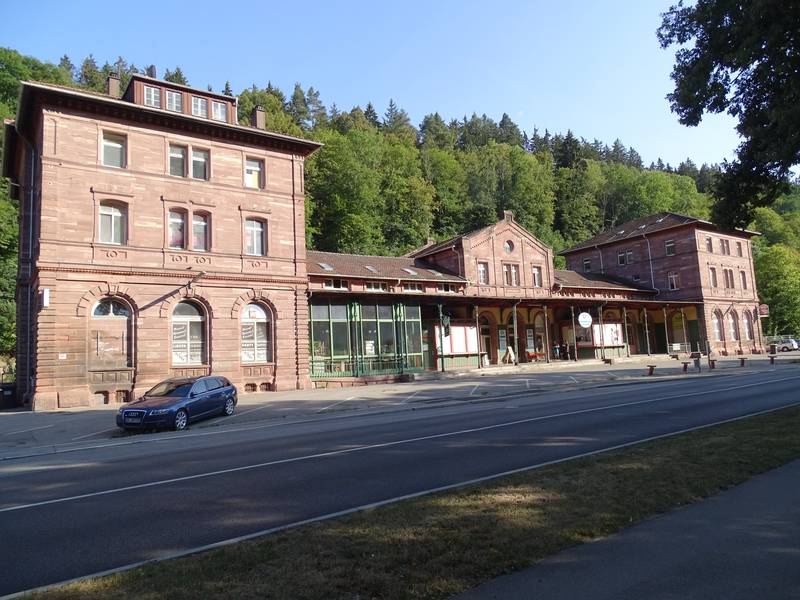 Alter Bahnhof Calw 04.jpg