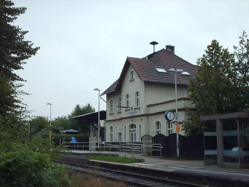Bahnhof Lüchtringen.jpg