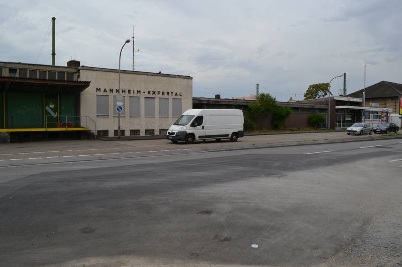 Der Bahnhof Mannheim-Käfertal im Juli 2014