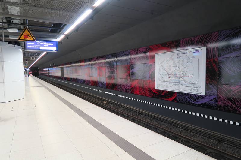 S-Bahnhof Reeperbahn in Hamburg, zweite Stufe des Umbaus, Stand März 2021