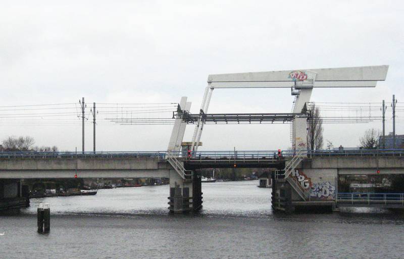 Spoorbrug De Vink.JPG