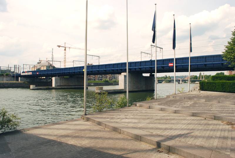 Liège : pont-rail du Val Benoît sur la Meuse.