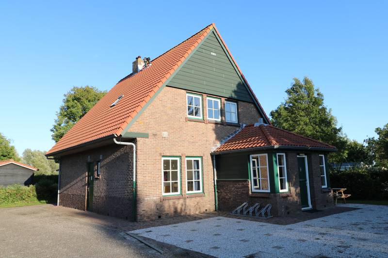former railroad station Wolphaartsdijkse Veer