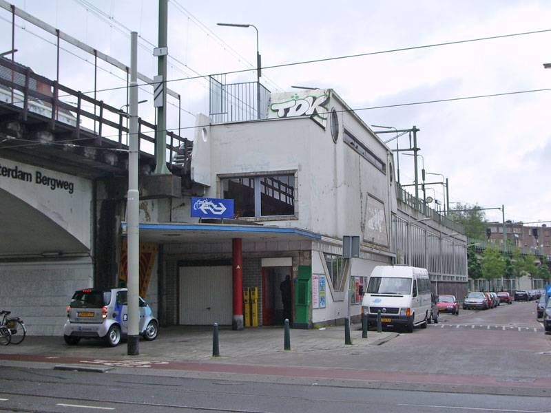 voormalig station Rotterdam Bergweg aan de Hofpleinlijn