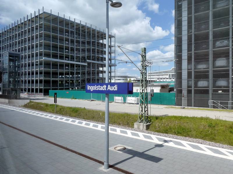 Ingolstadt, Bahnhaltestelle Audi, 1.jpeg