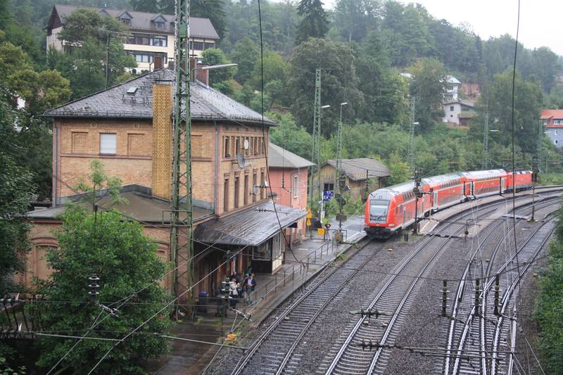 Bahnhof-Heigenbrücken.JPG