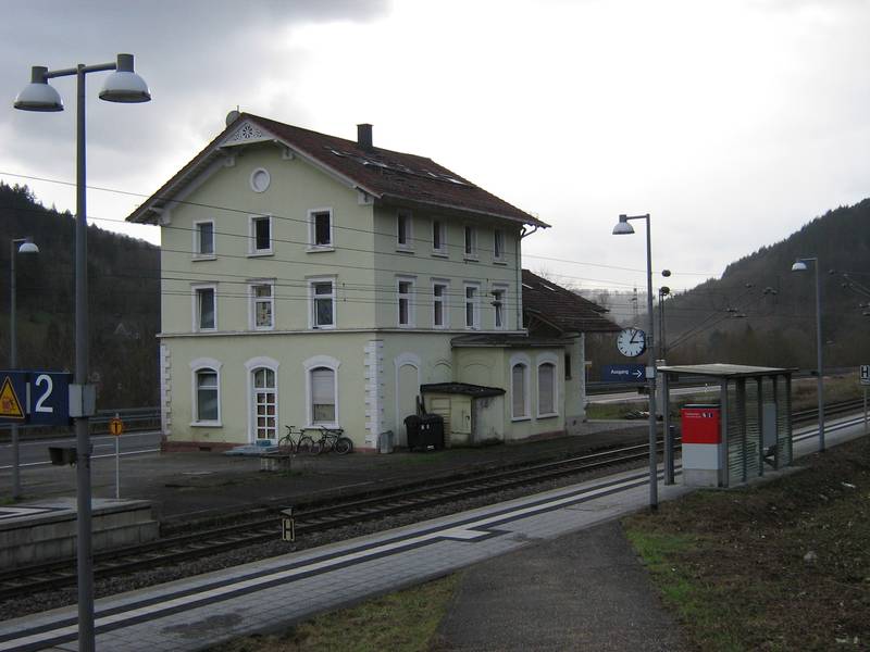 Train station Neckarhausen (Neckarsteinach, Hesse, Germany)