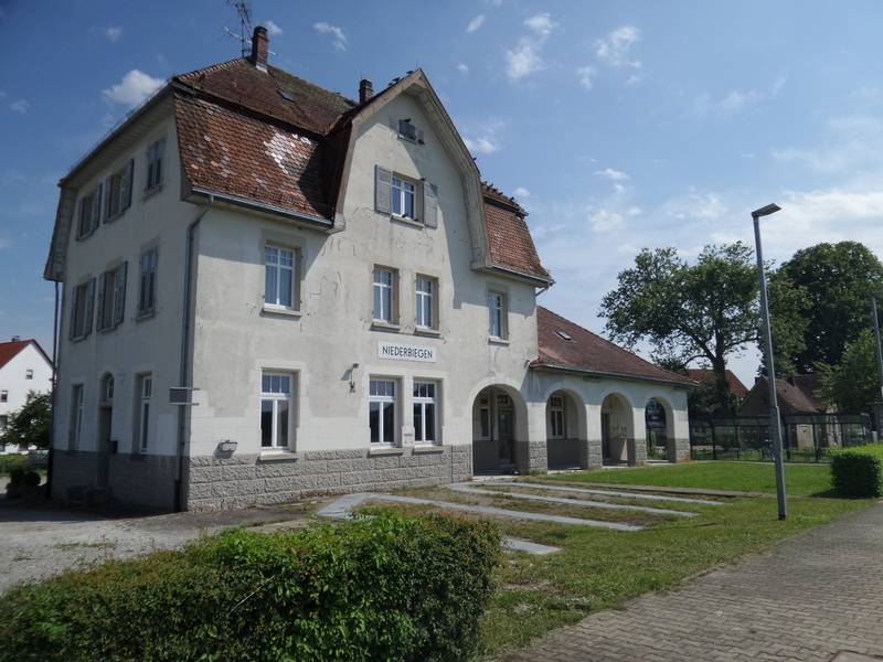 Niederbiegen station