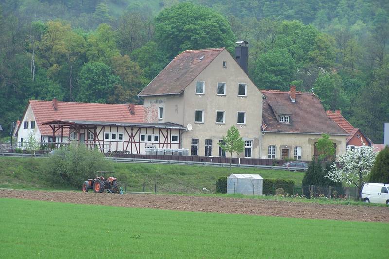 WAK Creuzburg Bahnhof01.jpg