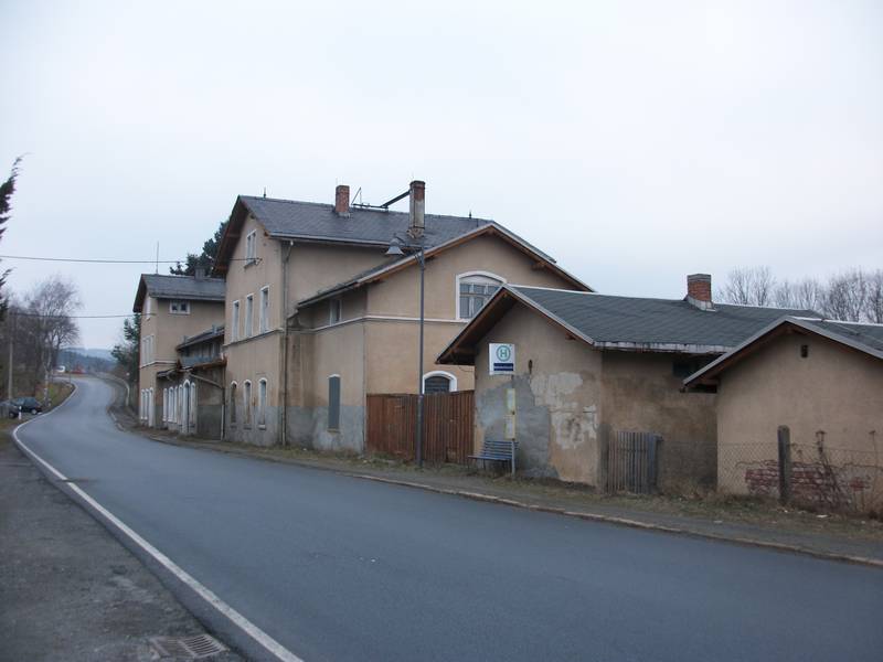Bahnhof Schönfeld-Wiesa (2016)