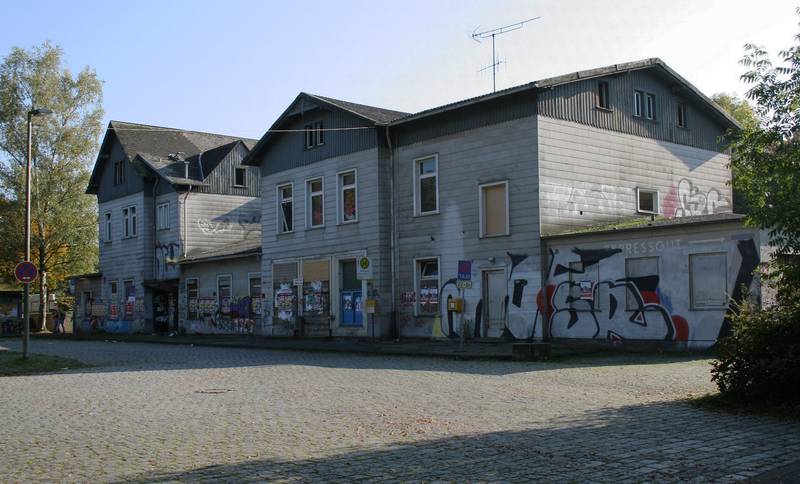 Menden-Bahnhof1-Asio.JPG