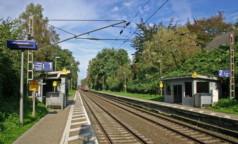 Hp Bottrop-Boy: Blick von Gleis 1 in Richtung Gladbeck West.