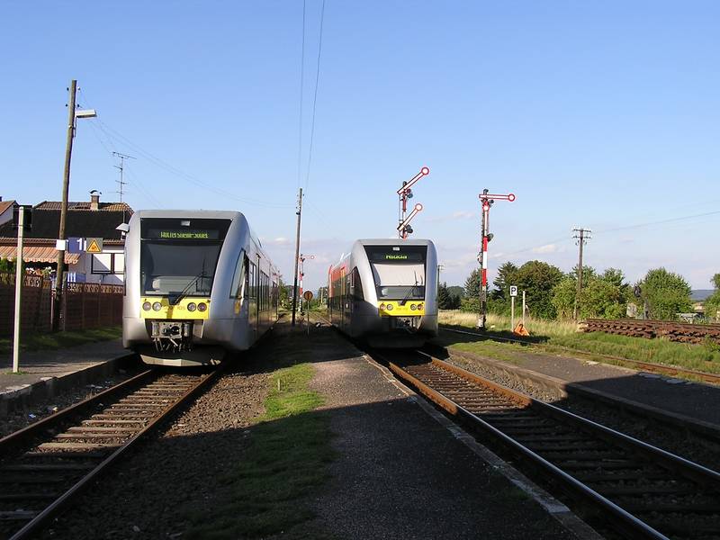 Horlofftalbahn Bf Beienheim GTW2-6.jpg