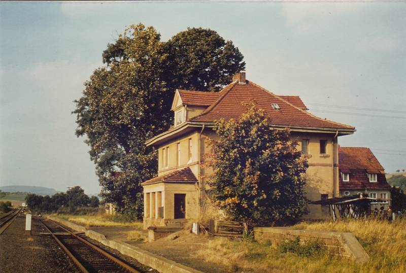 Bahnhof Halsdorf vor der Streckenstilllegung