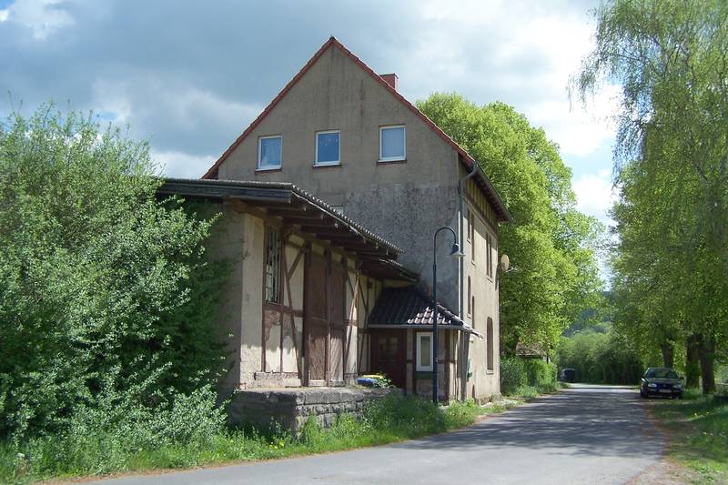 Der seit 1945 stillgelegte Falkener Bahnhof.