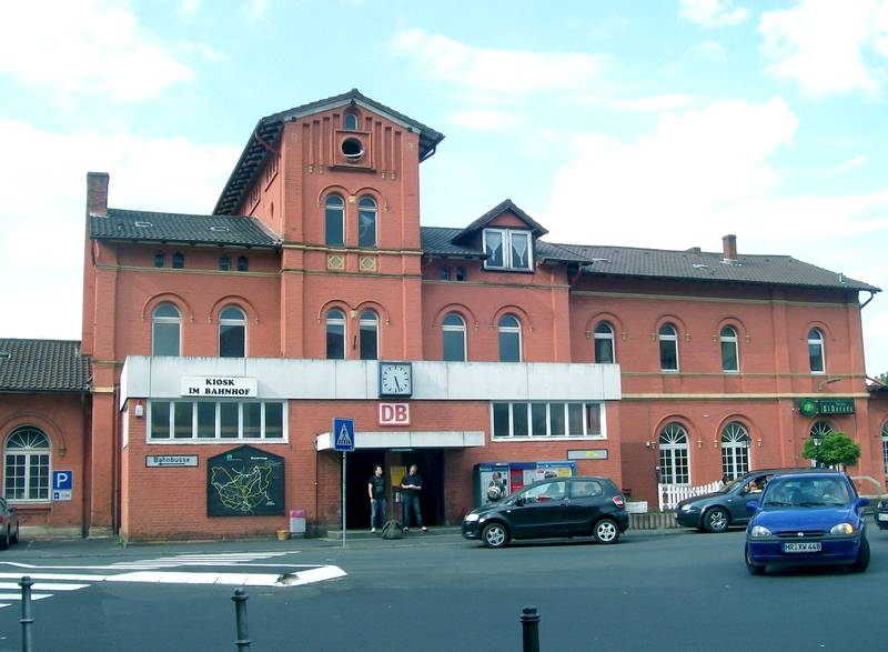 Kirchhain Bahnhof.jpg