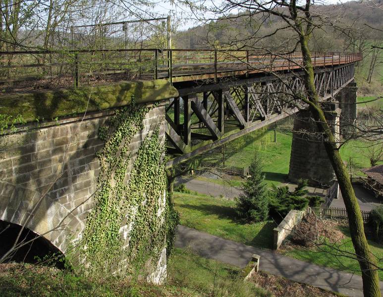 Eisenbahnviadukt in Homberg (Ohm).