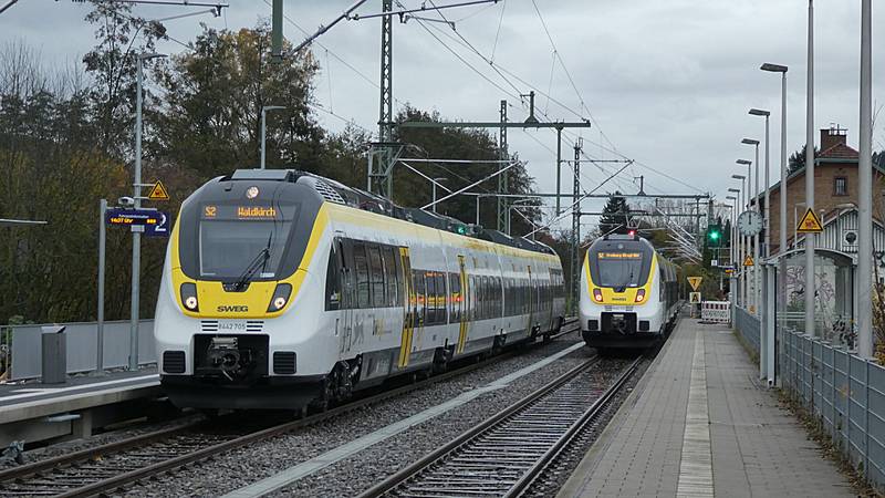 Zugkreuzung in Gutach, Testfahrten am 3. November 2021