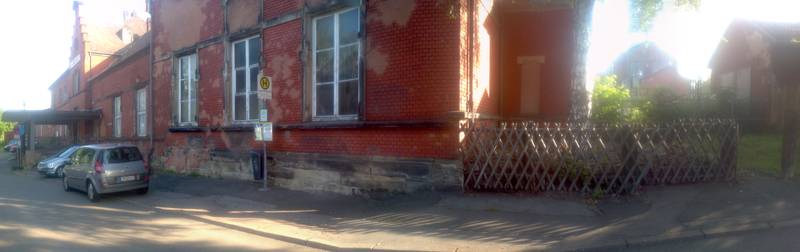Front side of Luisenthal (Saar) railway station with bus stop