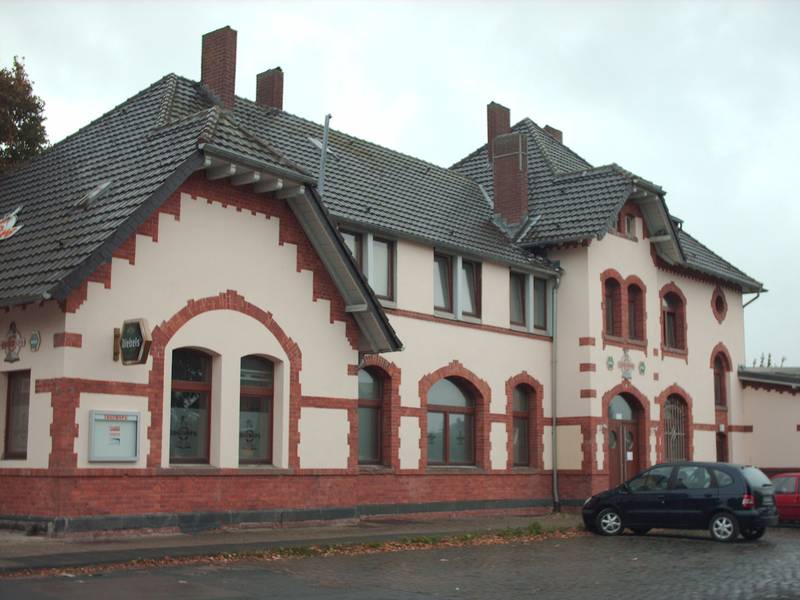 Bahnhof Rheinberg.jpg