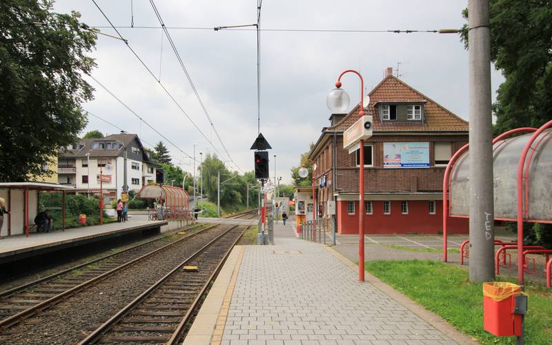 Bornheim - Nord Stadtbahnstation der Linie 18.jpg