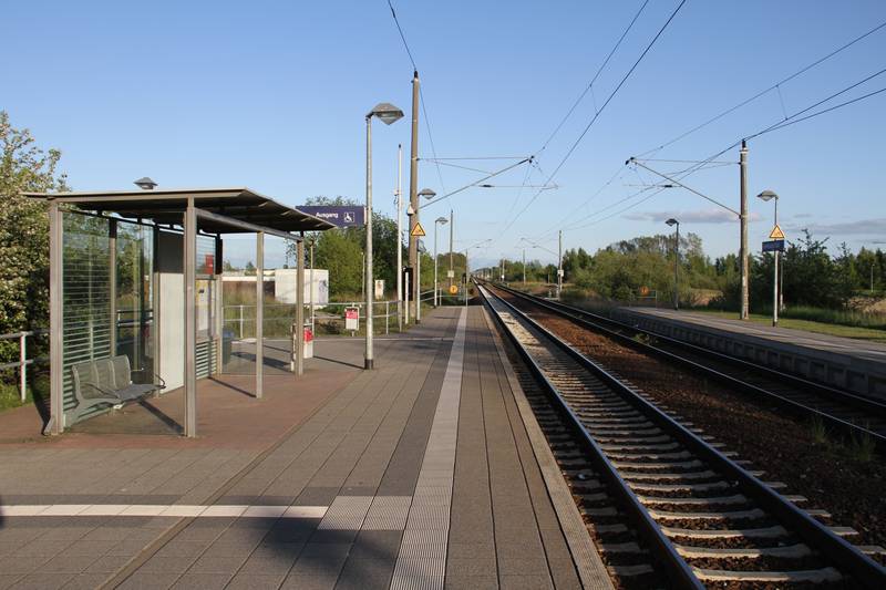 Bahnhof Greifswald Süd (Greifswald south) in May 2012.