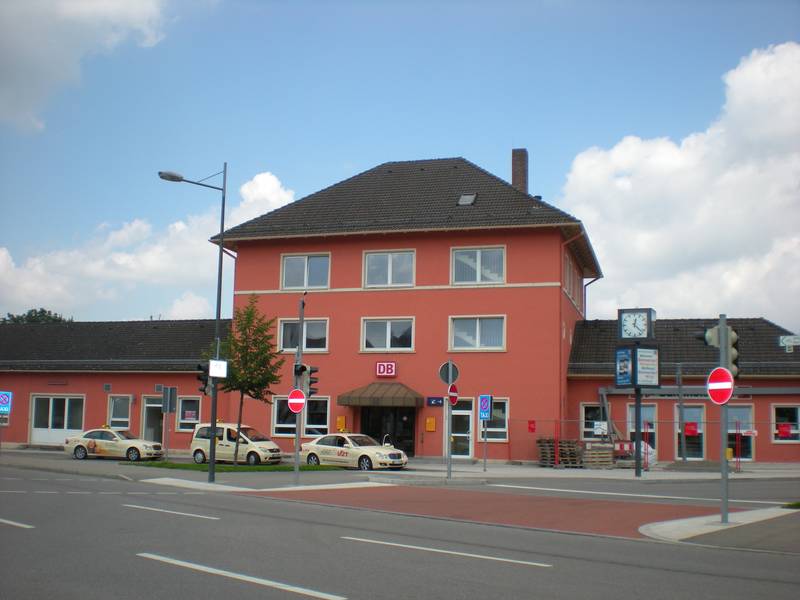 Bahnhofsgebäude Günzburg Straßenansicht
